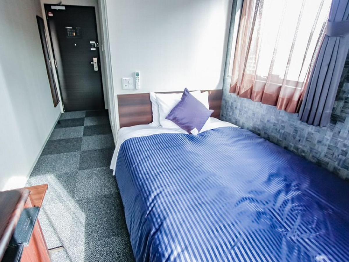 Hotel Livemax Premium Umeda East Osaka Exteriör bild